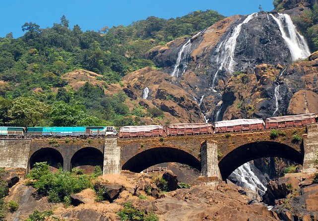 Adventure to Dudhsagar Falls